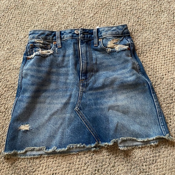 Abercrombie & Fitch Dresses & Skirts - Abercrombie denim skirt